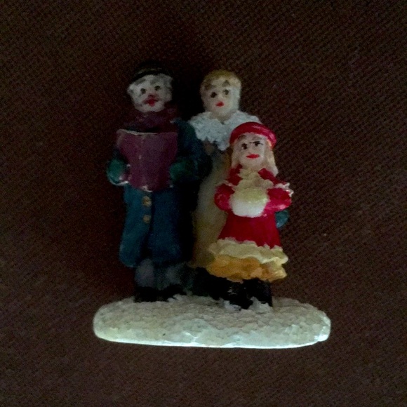 COPY - Magical Christmas Village Figurine Set (4-Piece) - Picture 7 of 13